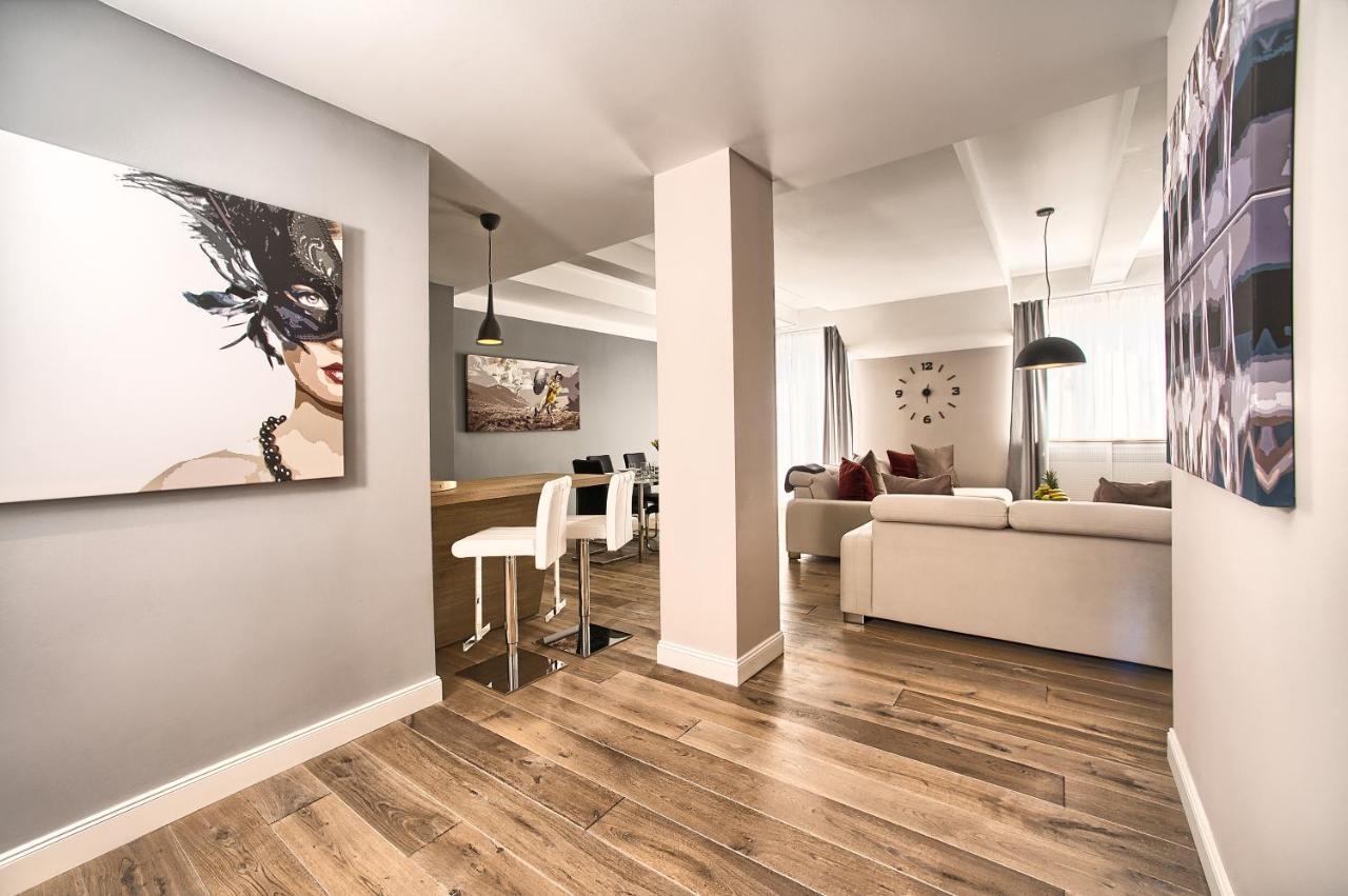 Exclusive 2 Bedroom Apartment Old Town - 2 Baths, Balcony And View - By Prague City Apartments Exteriör bild